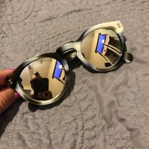 illesteva sunglasses.